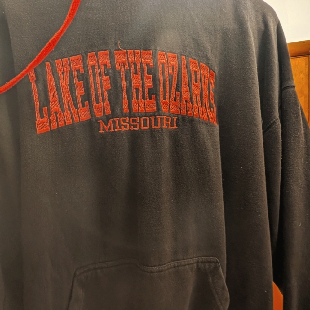 Men's Pullover Hoodie Sweatshirt Size XL